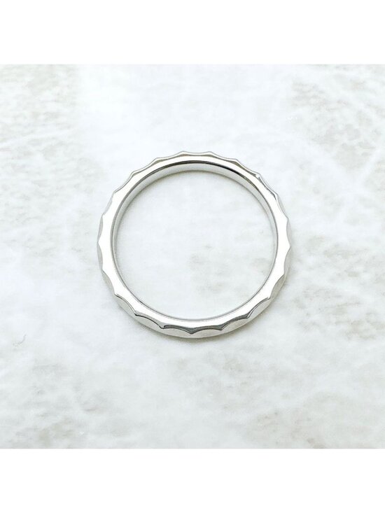 Louis Vuitton Monogram Infini White Gold Ring 57 - Picture 5 of 8